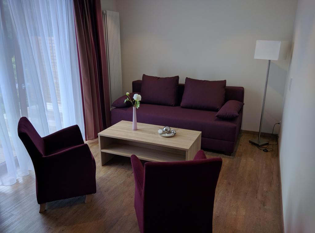 Hotel Zur-Borke Neuenrade Экстерьер фото